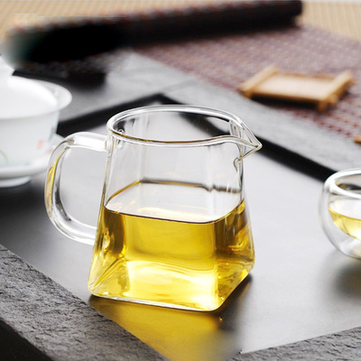廠家供應耐熱玻璃公道杯方型透明玻璃茶杯方口功夫茶具四方公道杯