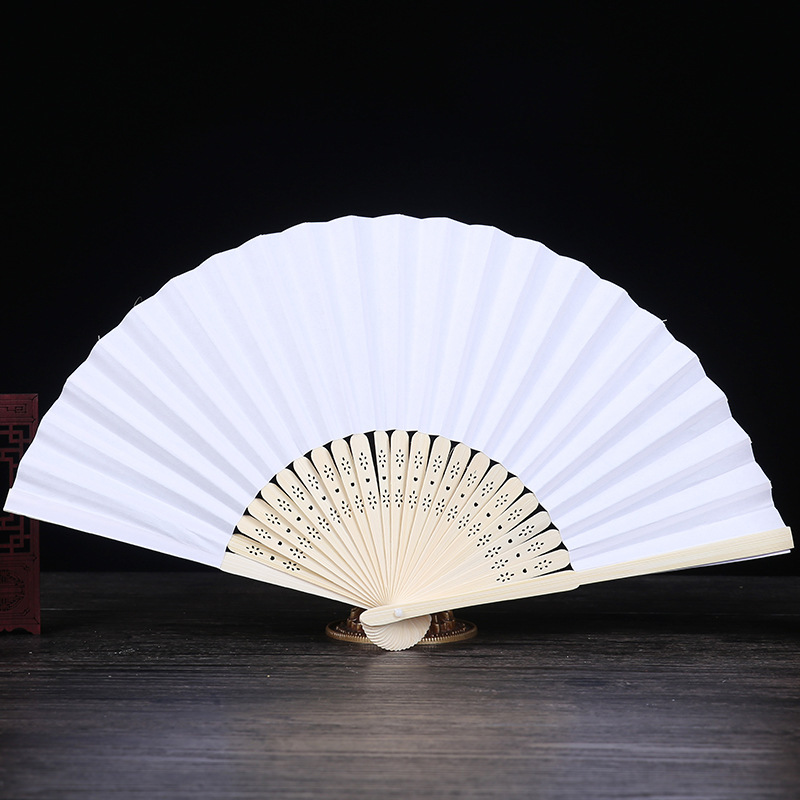 Suministro transfronterizo de abanicos plegables en blanco de 7 pulgadas para pintar y colorear para niños, abanicos de papel para manualidades creativas de bricolaje para jardín de infantes, abanicos de color sólido. image 11
