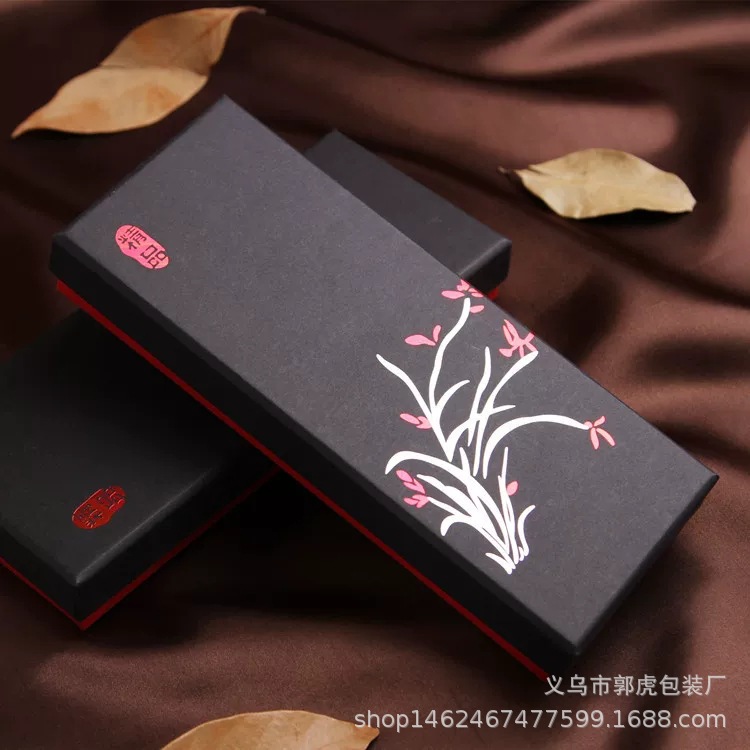 现货批发梳子包装盒牛角梳盒子汽车挂件礼盒高档精质梳子盒定 制