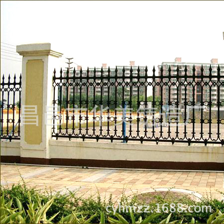 厂家供应铁艺护栏 围墙小区 别墅护栏小区铸铁护栏 欢迎咨询
