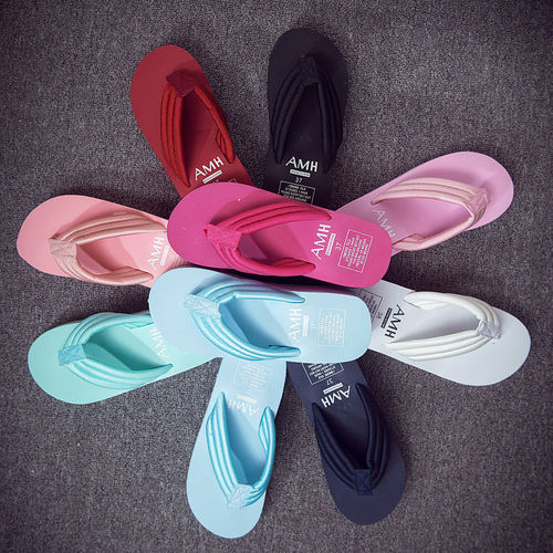 2019 Summer New Korean Style Herringbone Flip-Flops for Women with Sloped Heel and Non-Slip Sandals, Direct Manufacturer Wholesale and Retail