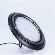 游泳馆专用工矿灯150W   LED新款厂房照明150W防水