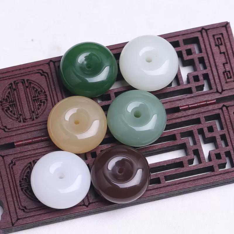 新疆白玉平安扣吊坠玉石外蒙料菠菜绿碧玉挂件玉器工艺品现货批发