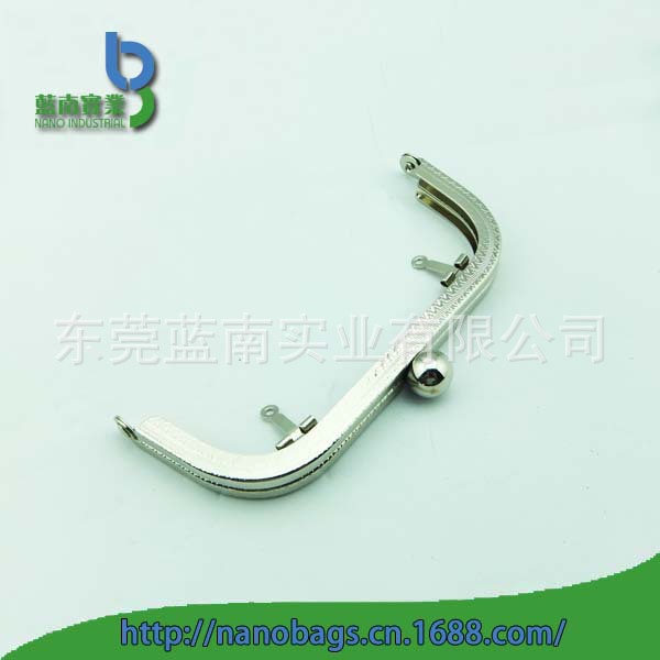 工厂生产钱包铰，箱包五金配件，包夹，口金方形五金配件