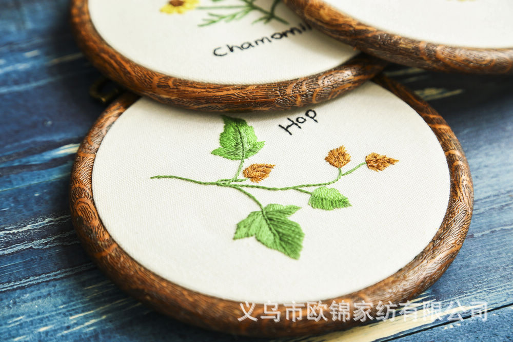 Directo de fábrica bordado Europeo DIY creativo productos hechos a mano principiante novato de punto de cruz simple paquete de material de bambú bordado elástico