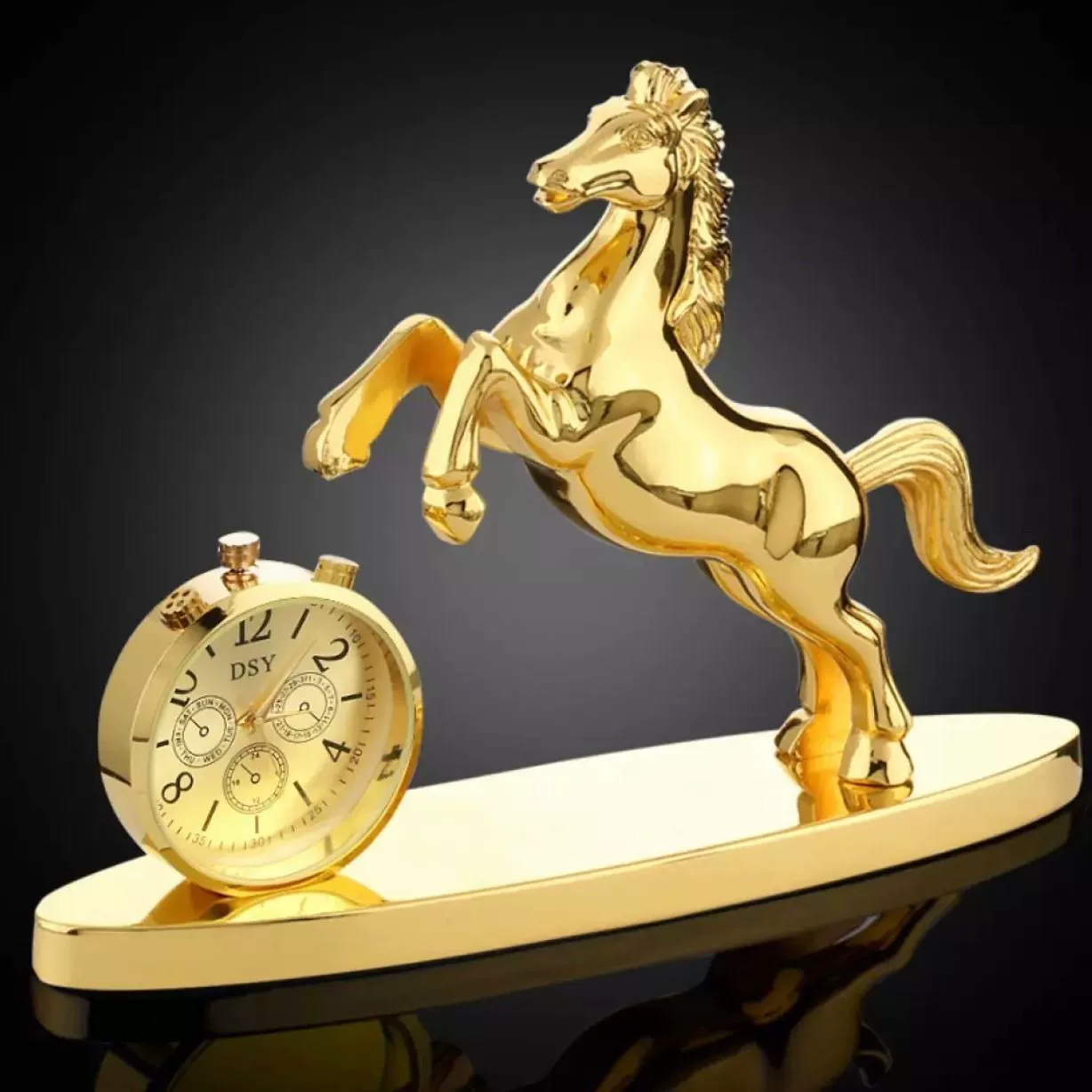 Автомобильные парфюмерные украшения Автомобильный держатель для парфюмерии Креативные автомобильные аксессуары Автомобильные аксессуары из сплава Лошадь Флакон духов