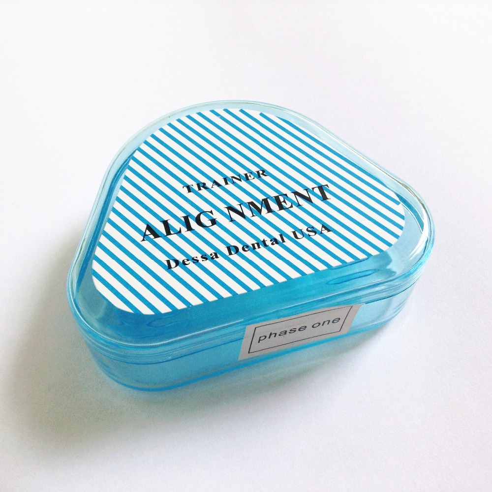 Venta caliente de comercio electrónico corrector de dientes ortodoncia corrector de retención correctores corrección dientes boxeo tirantes oferta especial