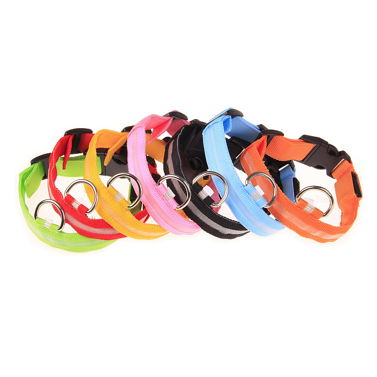 LED dog luminous collar luminous pet Belt spot a generation of silk screen collar manufacturers direct supply LED dog luminous collar luminous pet Belt spot a generation of silk screen collar manufacturers direct supply