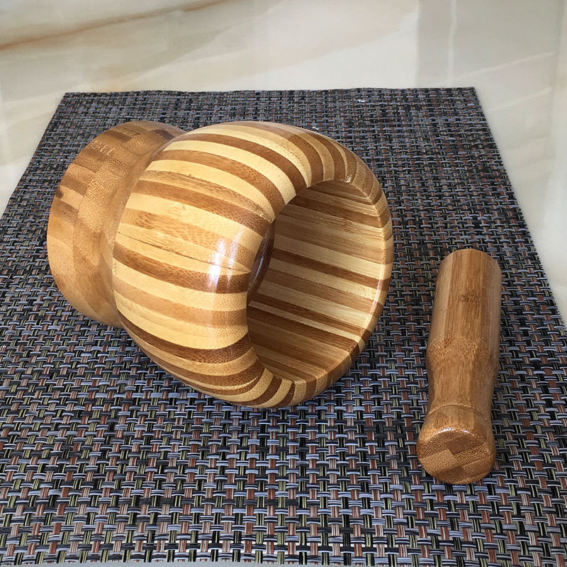 Fuente de origen natural bambú amoladora de ajo cocina amoladora de bambú Registro de bambú grano jengibre amoladora al por mayor