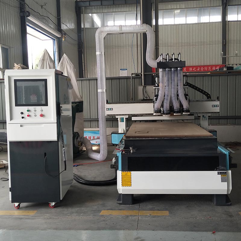 1325四工序四头自动换刀雕刻机 橱柜门衣柜门雕刻机四工序开料机