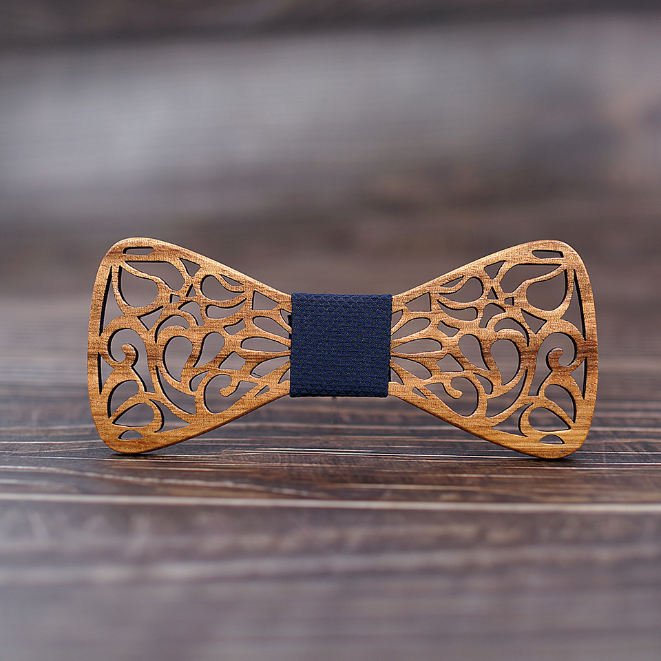 Corbata de madera de cebra hueca, hecha a mano, vintage, ecológica, popular en Europa y América, traje de madera para hombre, traje de madera maciza ecológico. image 4