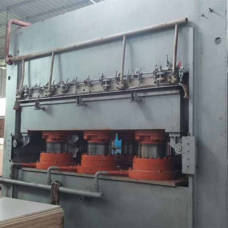 出售 贴面热压机，无锡陆通贴面热压机，二手单贴贴面热压机