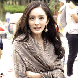 杨幂同款秋冬季毛边格纹围巾英伦小棕格子加大加厚披肩保暖女围巾