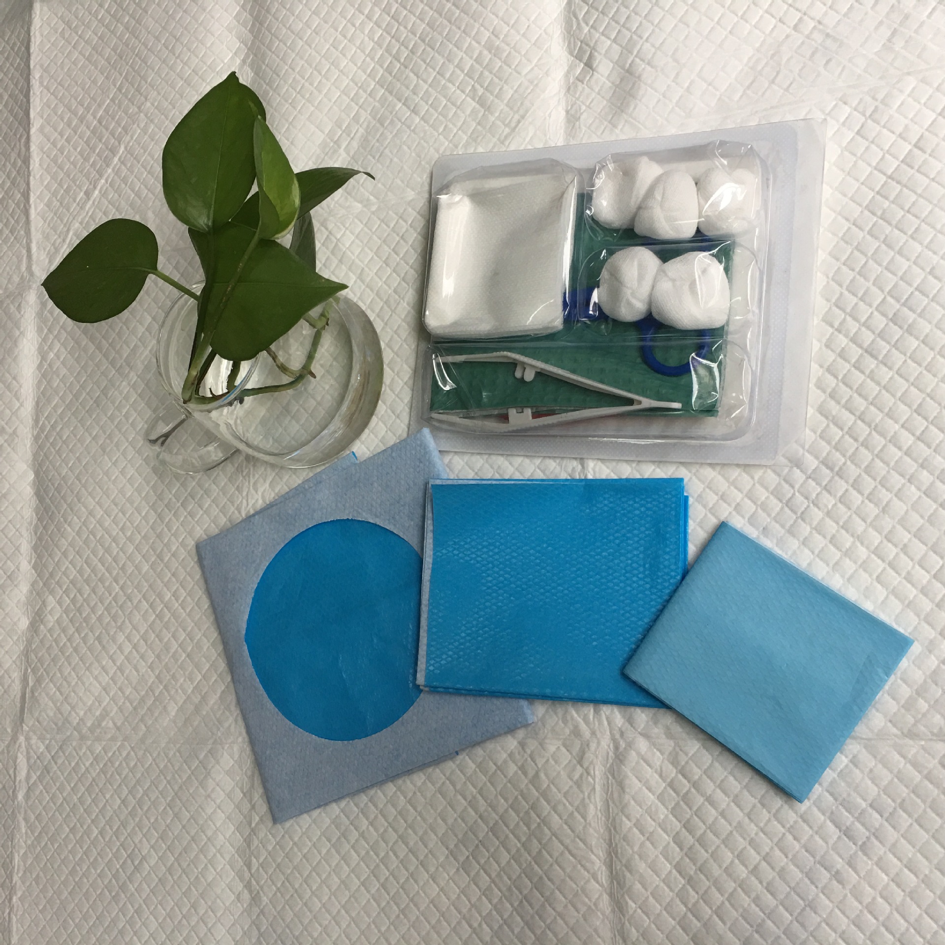 医用手术洞巾床单无纺布一次性洞巾医用单一次性护理床单手术垫单