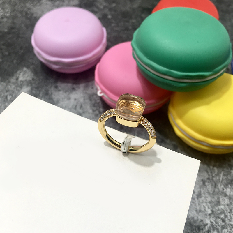 韓国版不規則な多面宝石スタイルロンドンブルークリスタルダイヤモンド人差し指リングエメラルドリング男性と女性用