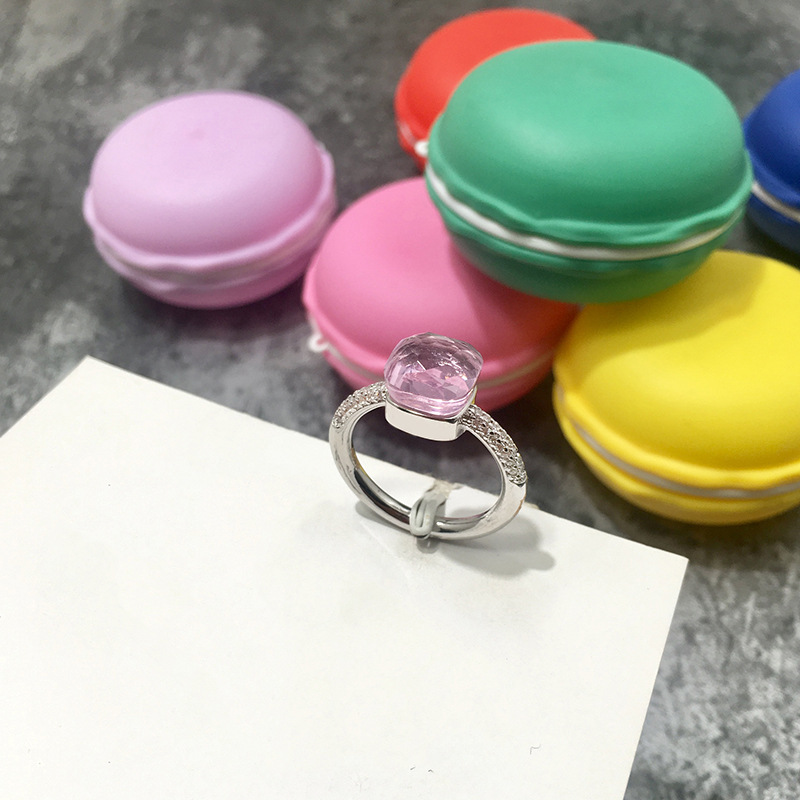 韓国版不規則な多面宝石スタイルロンドンブルークリスタルダイヤモンド人差し指リングエメラルドリング男性と女性用