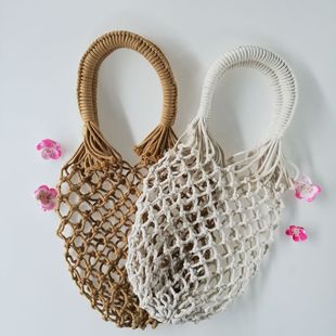 Сϵ�۲ݾ��� ��ɭ���K�~�W�� ���eŮ�� �ɐ�ɳ����