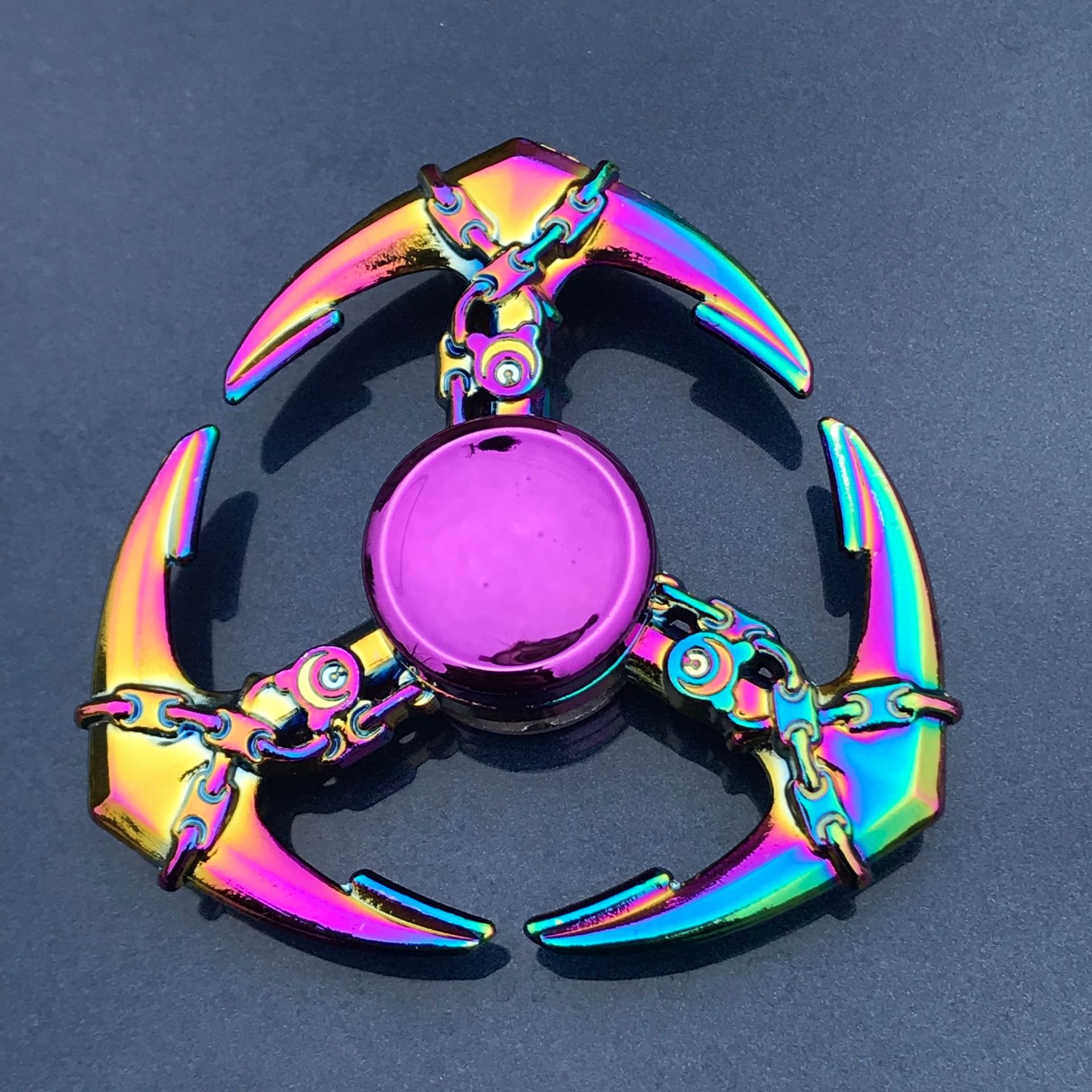 Hợp kim mới đầu ngón tay spinner giải nén đồ chơi Hand Spinner đầu ngón tay spinner nhà máy bán buôn phố gian hàng đồ chơi