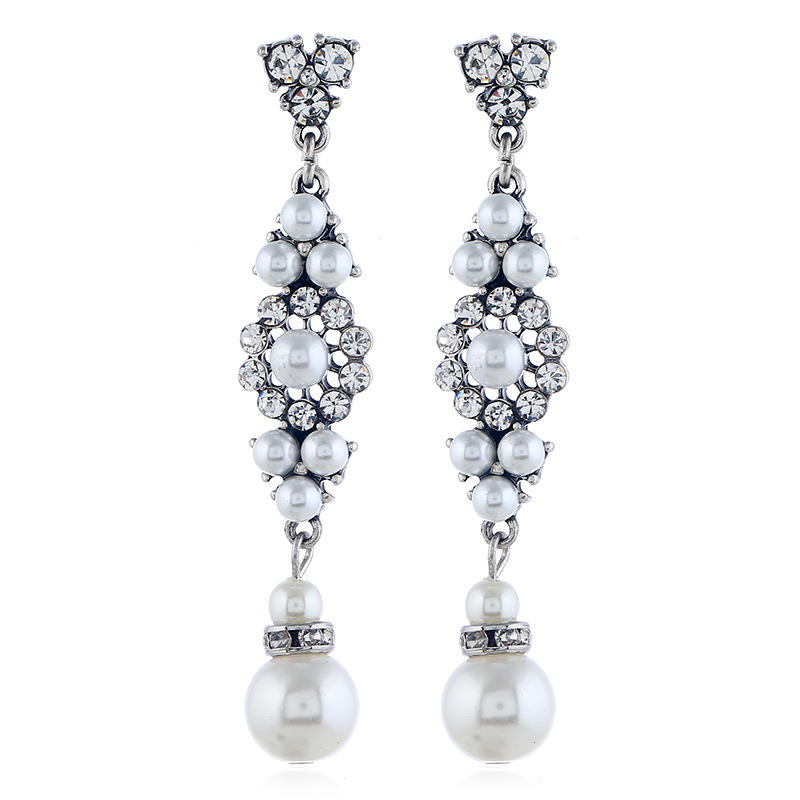 fashionable retro universal earrings from pearl