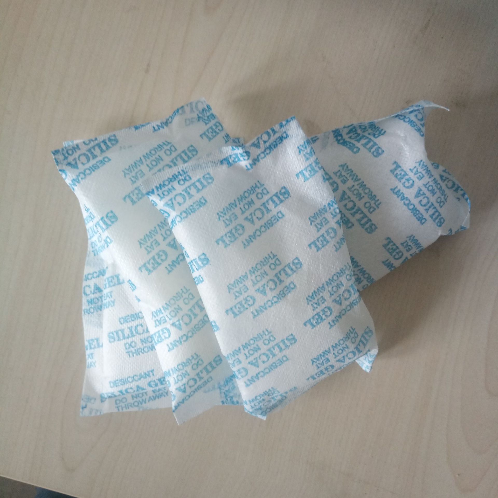50克硅胶干燥剂 工业仓库 服装家具五金衣柜防潮