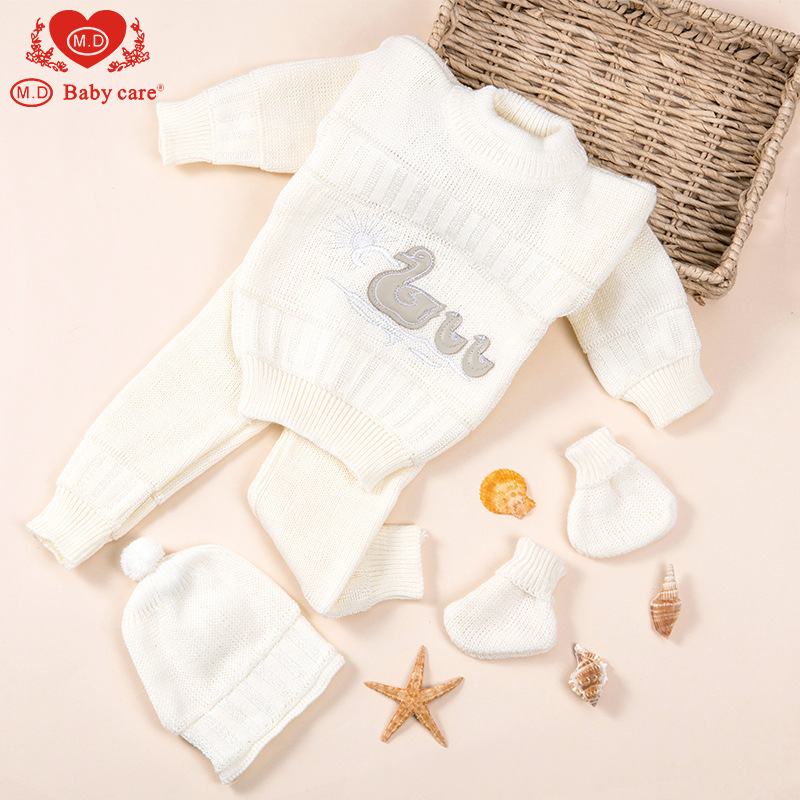 Foreign Trade Baby Pullover Sweater Autumn and Winter Warm Sweater Newborn Gift Box Four-piece Set Cartoon Duckling Sweater