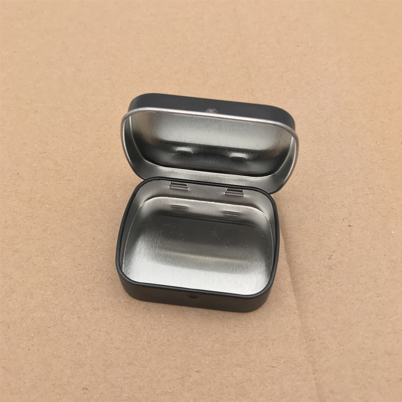 厂家现货批发黑色薄荷糖压片糖小铁罐 药丸小饰品铁罐包装