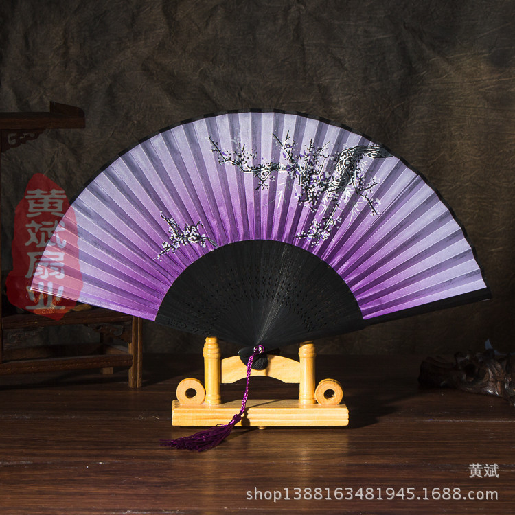 두 개의 파란색과 검은 색 뼈 보라색 얼굴 Longmei