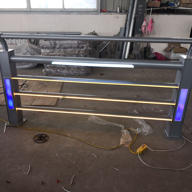 厂家供应亮化工程护栏 LED灯光护栏 铝合金结构灯光桥梁防护栏杆