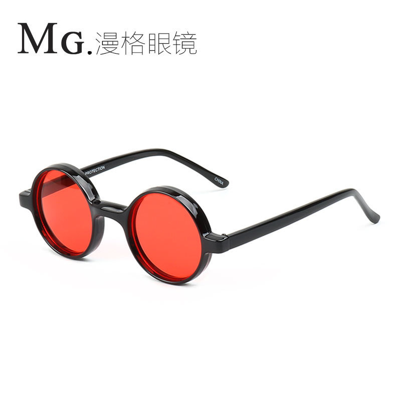 Street shot round small frame sunglasses men's and women's fashionable style glasses personalized ocean piece red sunglasses super hot