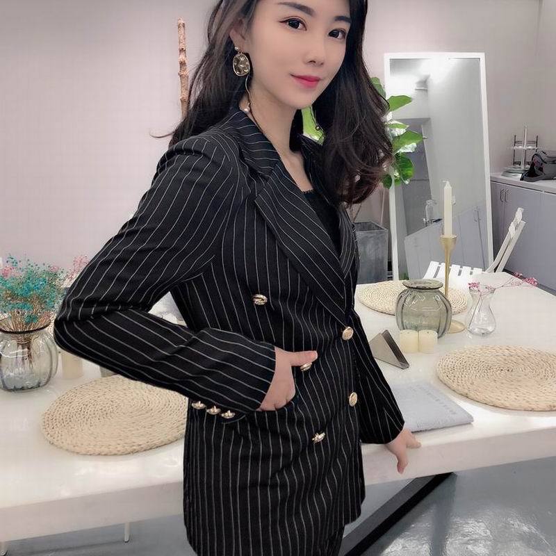 Small classic suit jacket for leisure