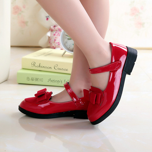2024 New Princess Shoes Small, Medium and Large Children's Leather Shoes Black Girls Square Mouth Bow Single Shoes Student Performance Shoes