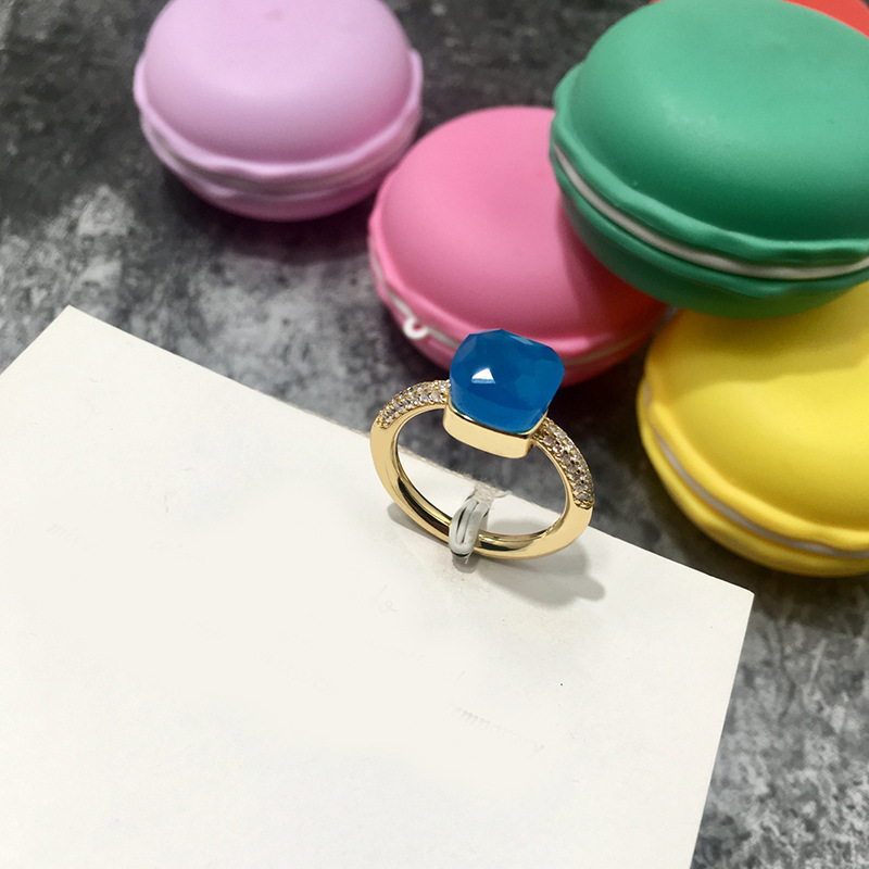 韓国版不規則な多面宝石スタイルロンドンブルークリスタルダイヤモンド人差し指リングエメラルドリング男性と女性用