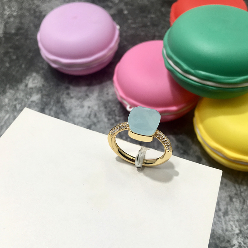 韓国版不規則な多面宝石スタイルロンドンブルークリスタルダイヤモンド人差し指リングエメラルドリング男性と女性用