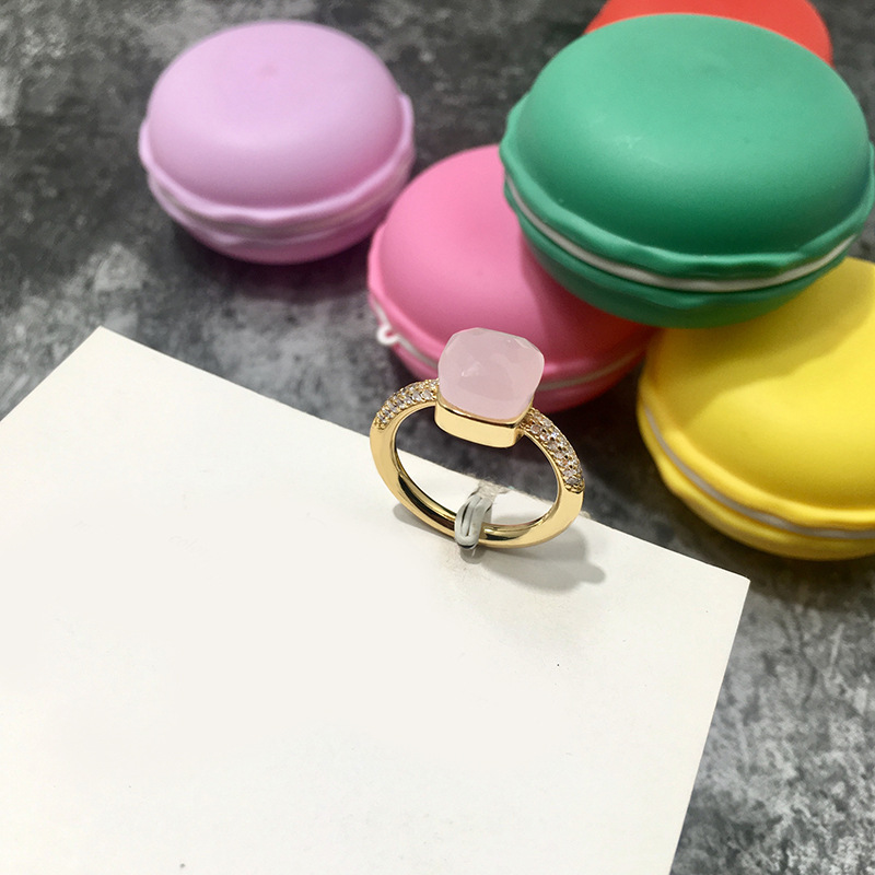 韓国版不規則な多面宝石スタイルロンドンブルークリスタルダイヤモンド人差し指リングエメラルドリング男性と女性用