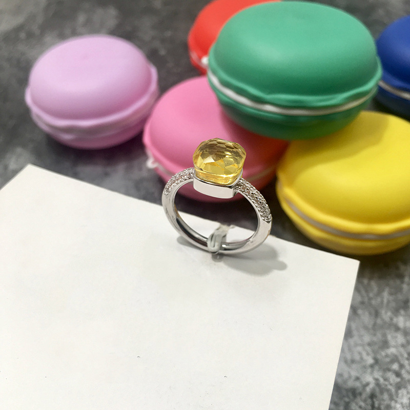 韓国版不規則な多面宝石スタイルロンドンブルークリスタルダイヤモンド人差し指リングエメラルドリング男性と女性用