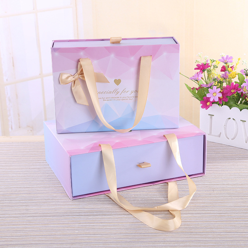 Caja de regalo con diseño degradado, pequeña y fresca, para el Día de San Valentín, caja de embalaje de cartón, venta al por mayor