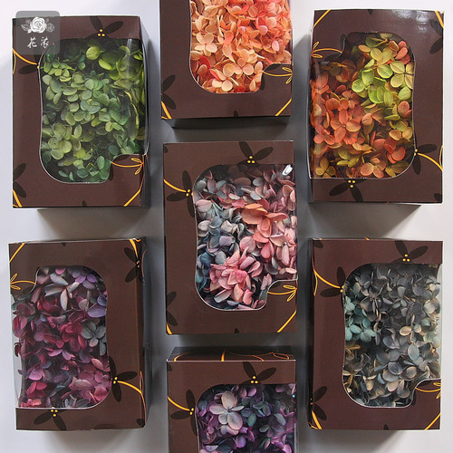 Colorful gradient wooden hydrangea preserved flowers, preserved rose gift box flowers, dried flowers, preserved flowers, preserved flowers