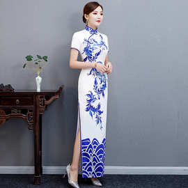 复古改良青花瓷丝绸演出旗袍长款新款优雅走秀修身大码日常