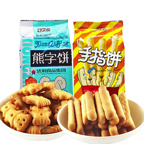 Delicious Finger Biscuits 115g Grinding Sticks Bagged Snack Food Nostalgic Snack Wholesale and Distribution Bear Character Biscuits