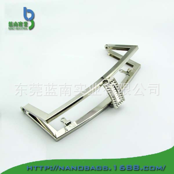 厂家销售手袋箱包口架 ，直角拱形铰，日字头双耳五金铰