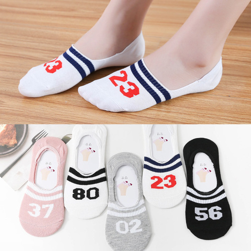 Spring and summer women's invisible socks double-bar digital socks silicone boat socks Zhuji socks wholesale