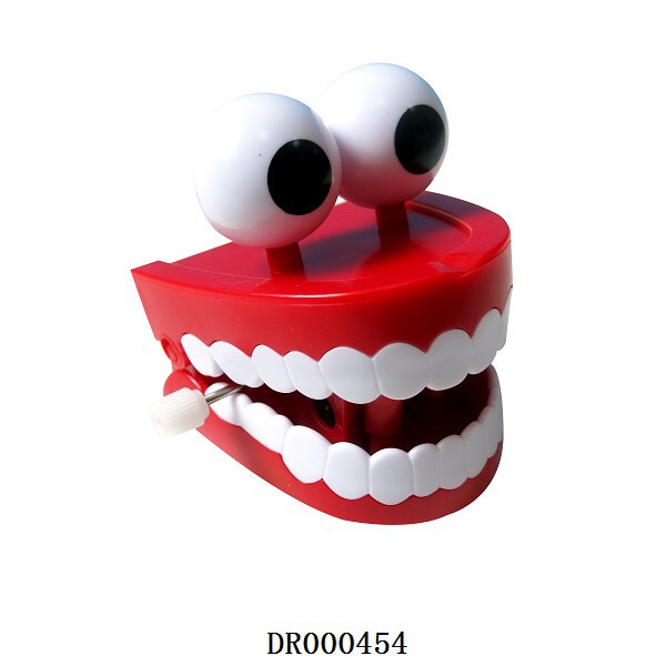 Wind-up cute smart toy for jumping