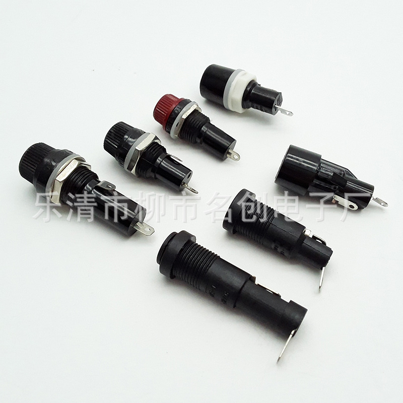 供应多种规格保险丝管座 保险丝盒 汽车保护熔断器批发