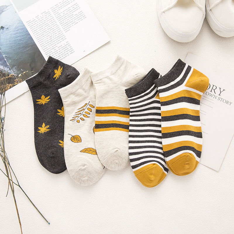 Spring and summer new cotton men's boat Socks Socks outdoor sports socks academic style low mouth low waist socks manufacturers wholesale