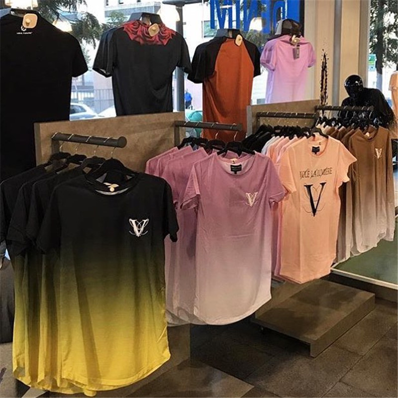 FUENTE de productos de fábrica verano nueva ropa de fitness muscular camiseta de los hombres gradiente de impresión 3D ropa de secado rápido correr deportes manga corta hombres