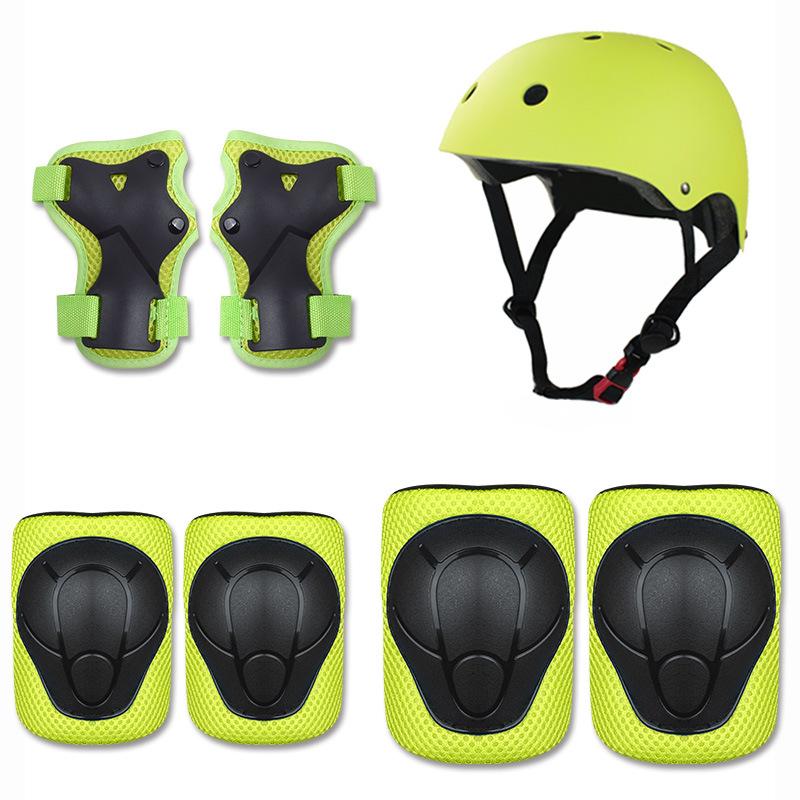 Venta al por mayor niños equilibrio coche scooter montar equipo de protección casco equipo de protección traje niños patinaje sobre ruedas equipo de protección conjunto de 7 piezas