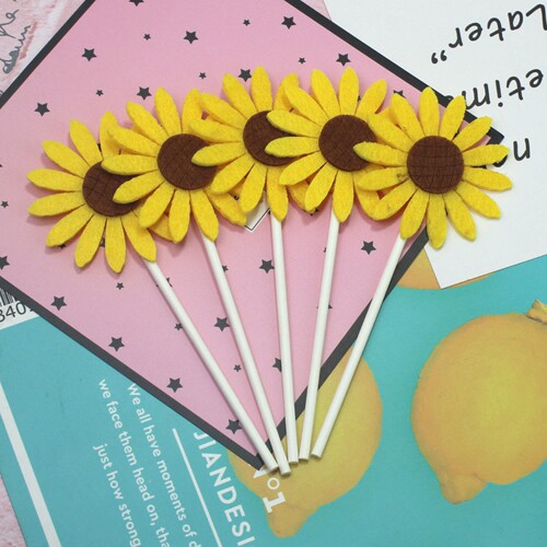 Sunflower birthday cake decoration plug-in sunflower plug-in birthday party dessert table decoration flags 5 pack