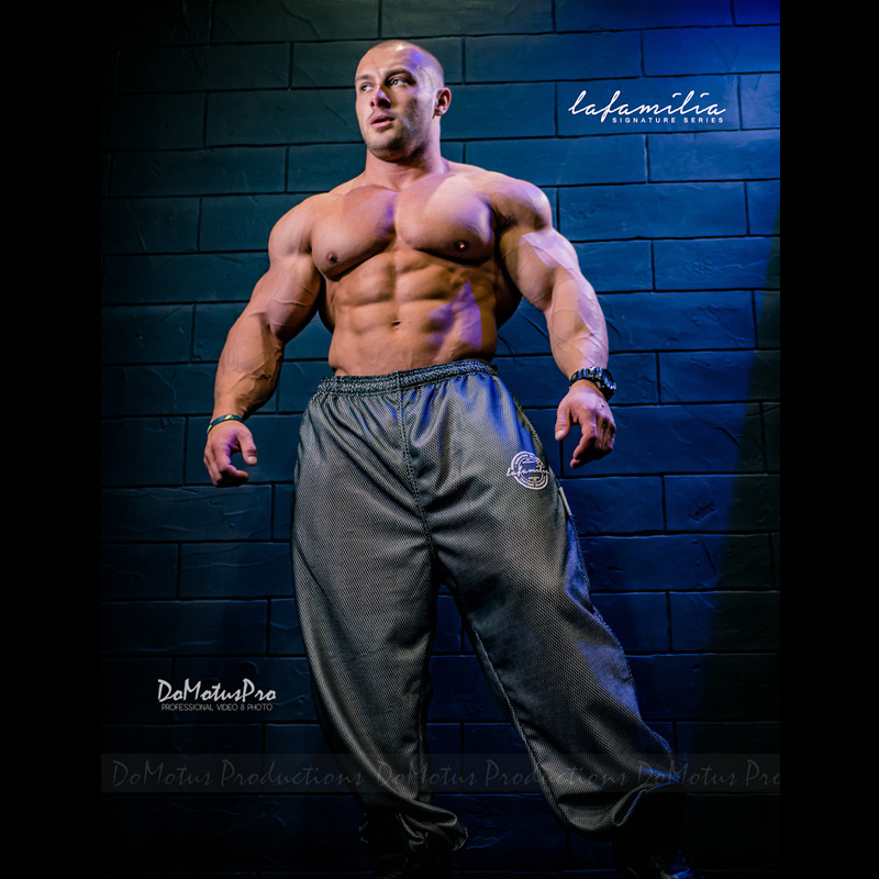 LA muscle fitness mesh breathable loose size bodybuilding Warcraft pants new a generation of hair