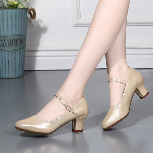 Cross-border square dance shoes new product square dance shoes women's dance shoes modern dance social performance dance shoes