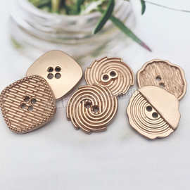 厂家直销金属两眼扣四眼钮扣锌合金大衣风衣沙金色秋冬外套装E18